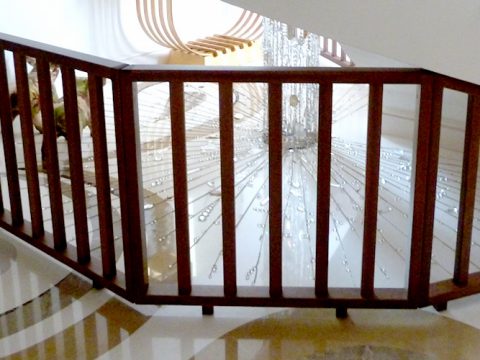 barandilla de madera interior